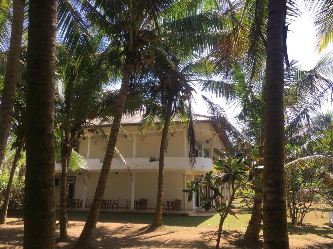 Raja Beach Hotel Balapitiya Εξωτερικό φωτογραφία